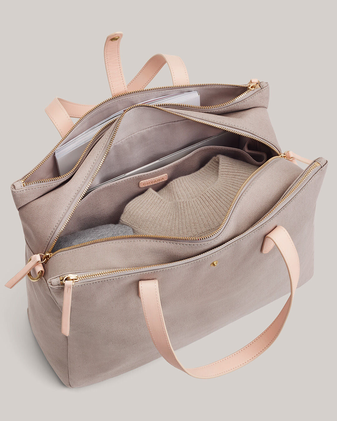 Triple Zipper Overnight