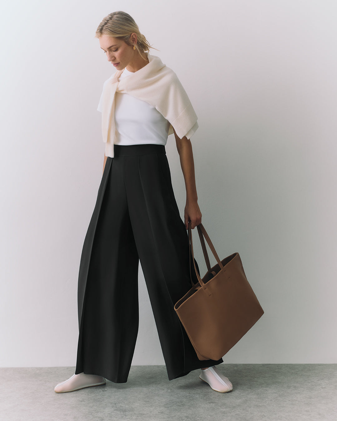Silk Pleated Pant