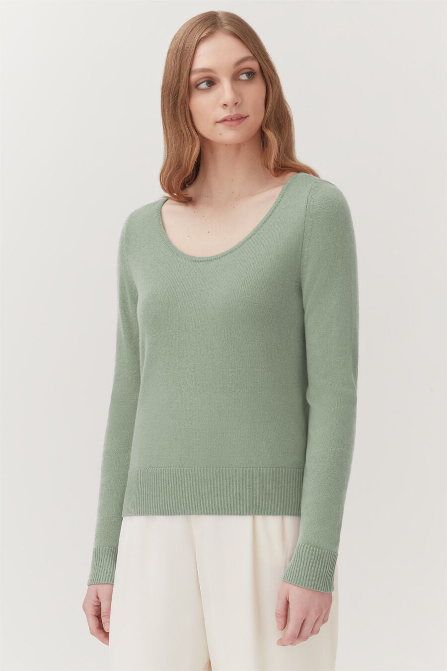 Single-Origin Cashmere Scoop Neck Sweater