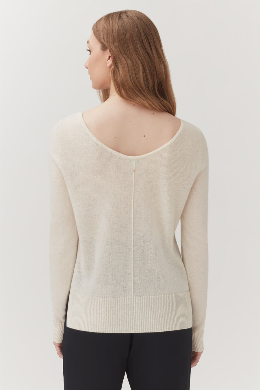 Single-Origin Cashmere Scoop Neck Sweater