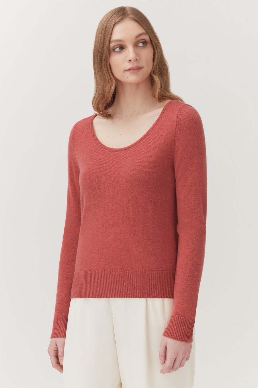 Single-Origin Cashmere Scoop Neck Sweater