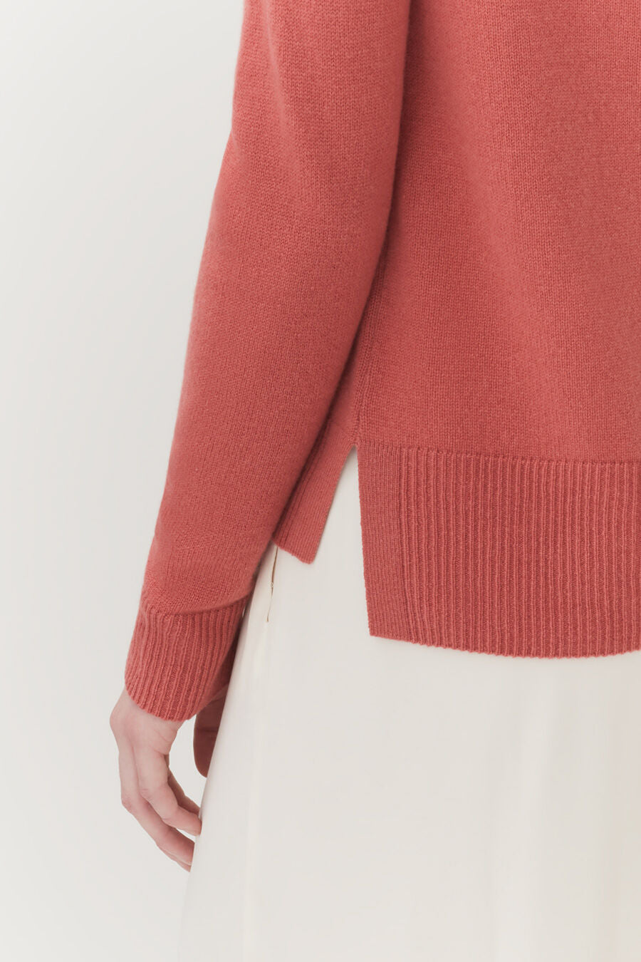 Single-Origin Cashmere Scoop Neck Sweater