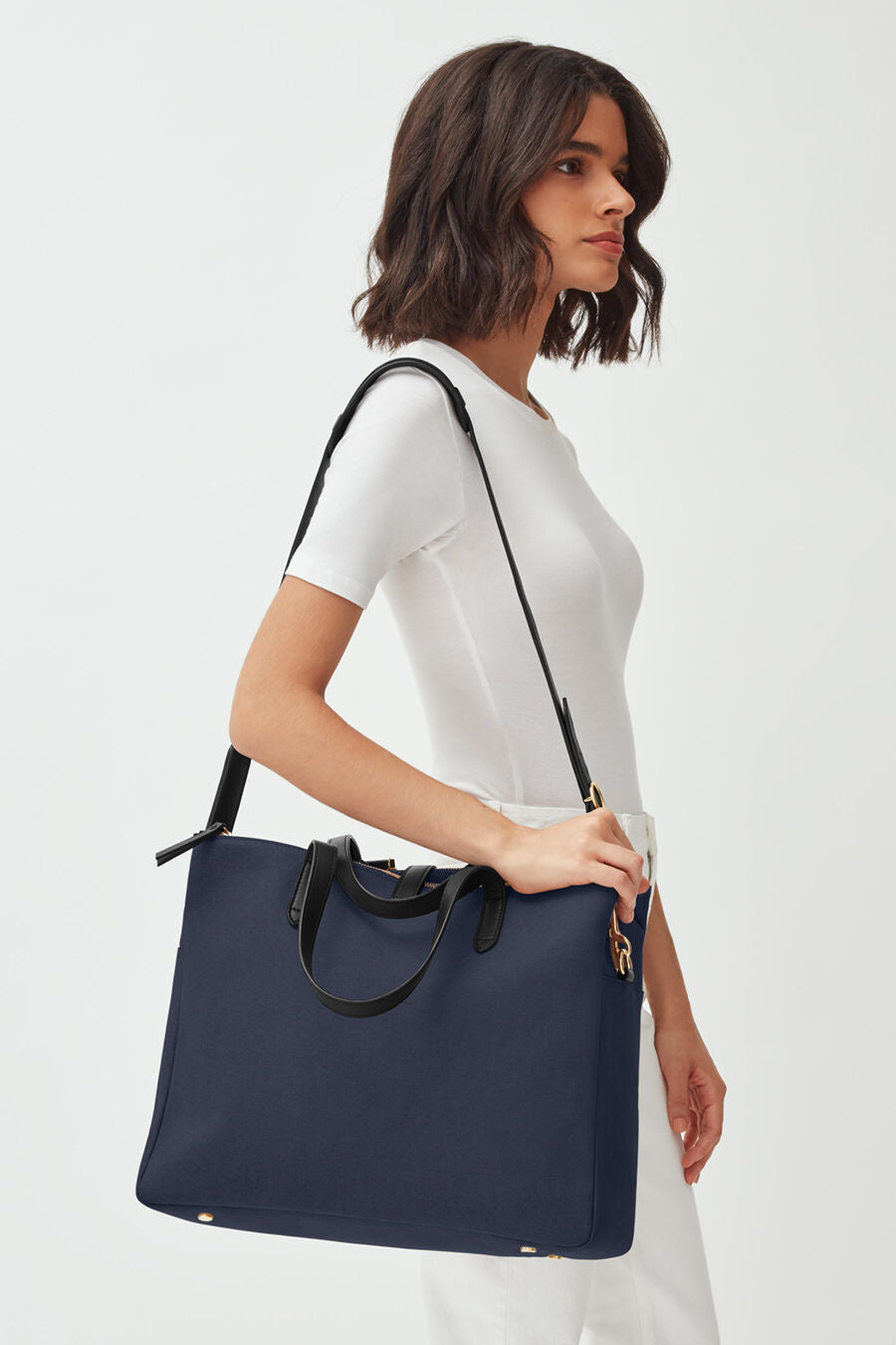 Triple Zipper Overnight