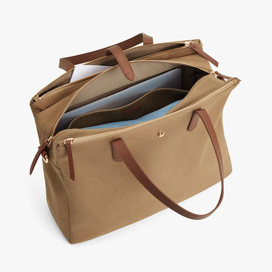 Triple Zipper Overnight