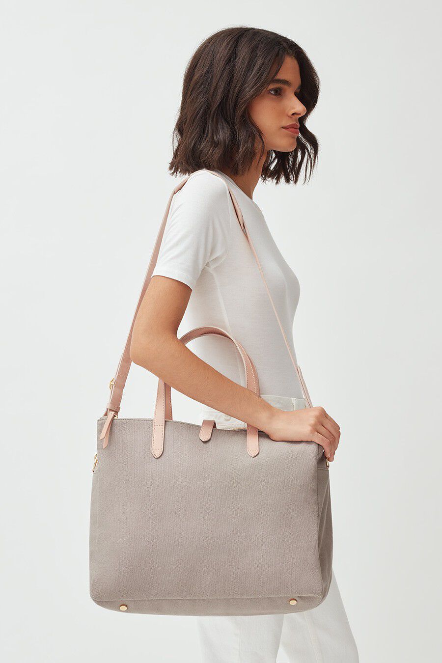 Triple Zipper Overnight