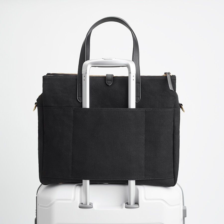 Triple Zipper Overnight