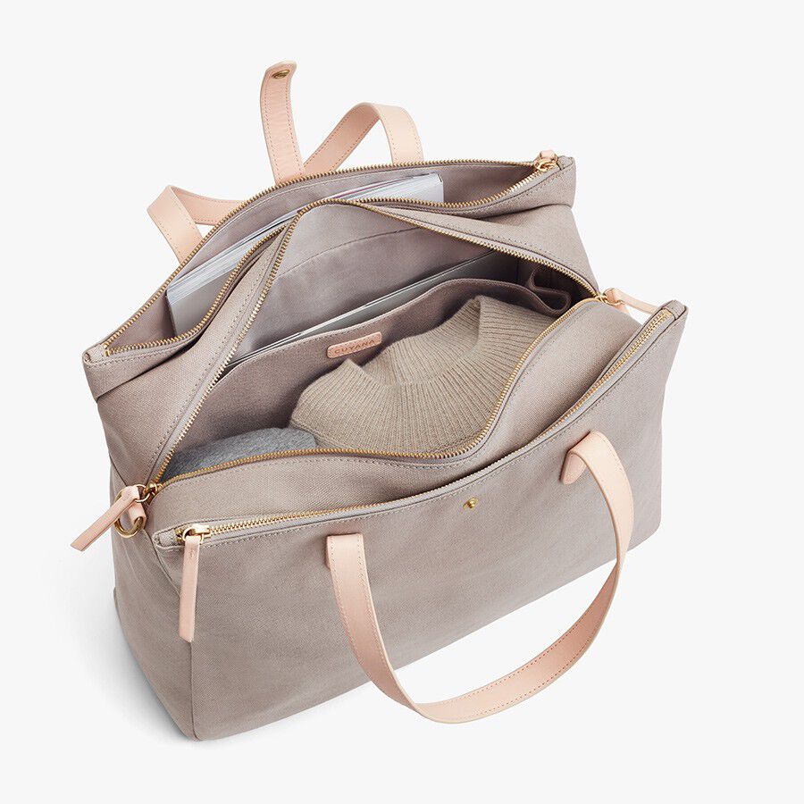 Triple Zipper Overnight